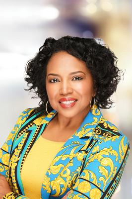 Portrait of Angela Williams, REALTOR® | ABR® | PSA | CFSP | NRLUX